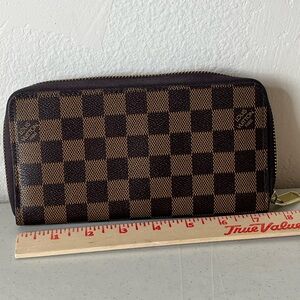 Louis Vuitton Damier Ebene Checker Zip Around Wallet - Dark Brown & Brown